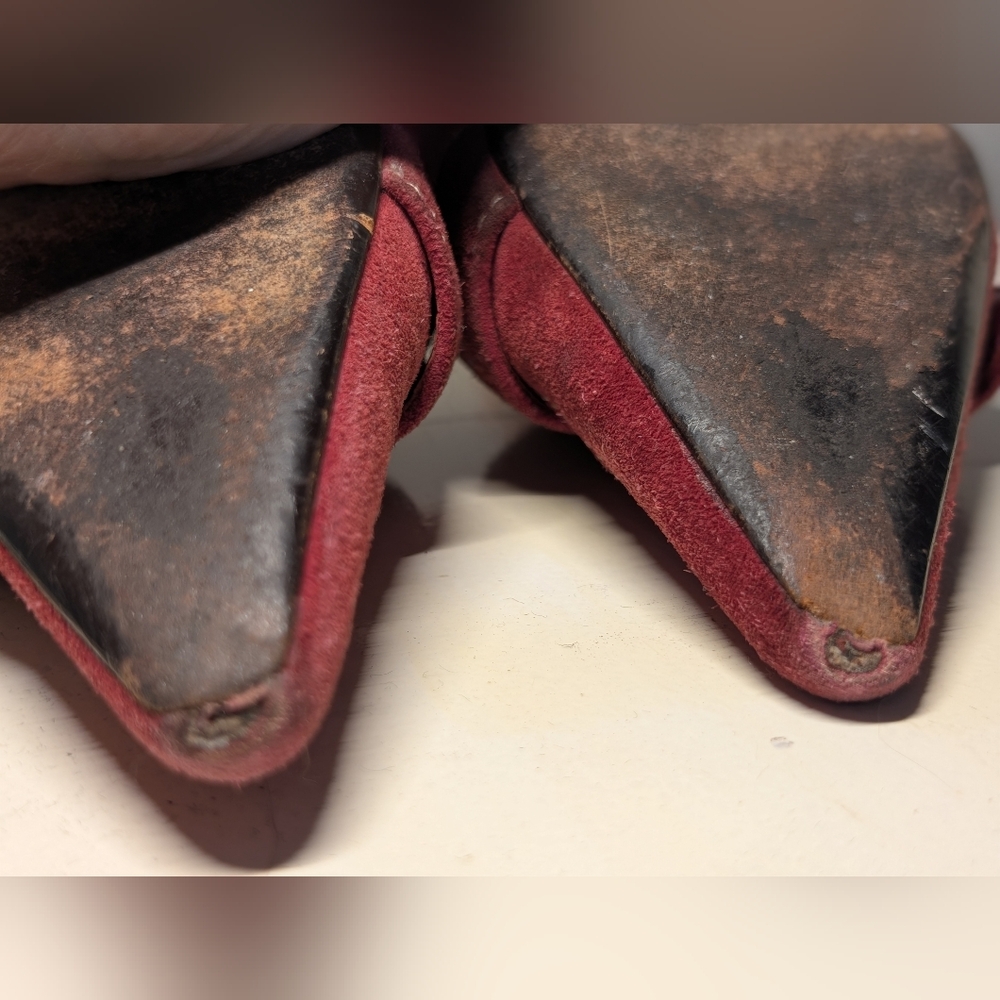 PRADA RARE VINTAGE Red Suede Buckle Kitten Heels Circa Y2K - 37 EU/7 US - Picture 9 of 15
